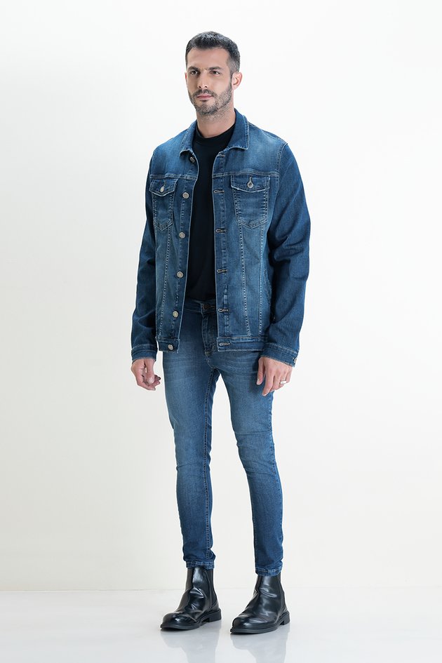 Calça Masculina Super Skinny Cropped em Jeans com Elastano